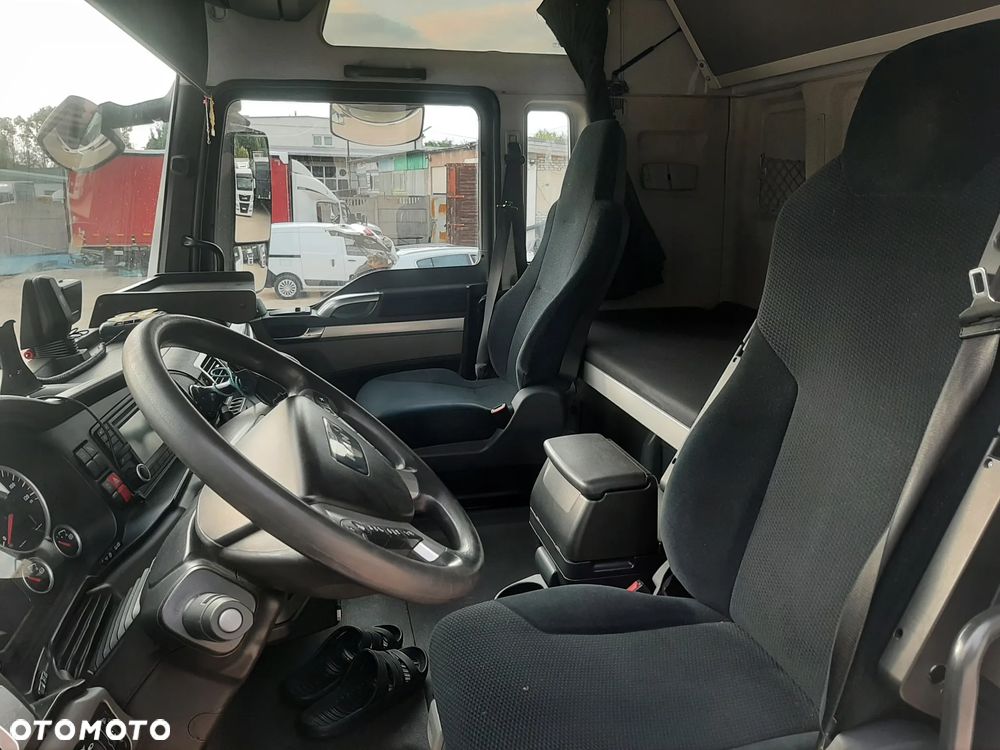 MAN TGX - 8