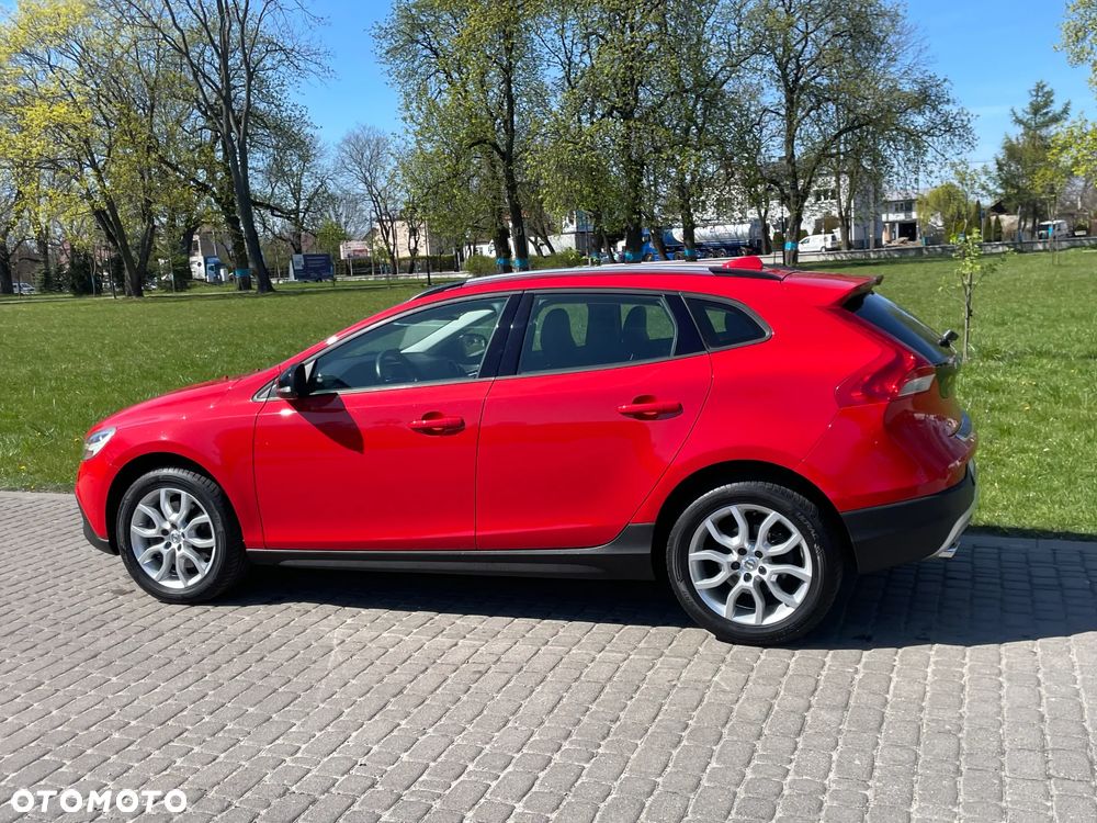 Volvo V40 Cross Country D3 Momentum - 11