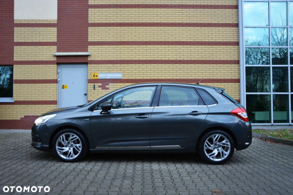 Citroën C4 HDi 150 Exclusive - 24