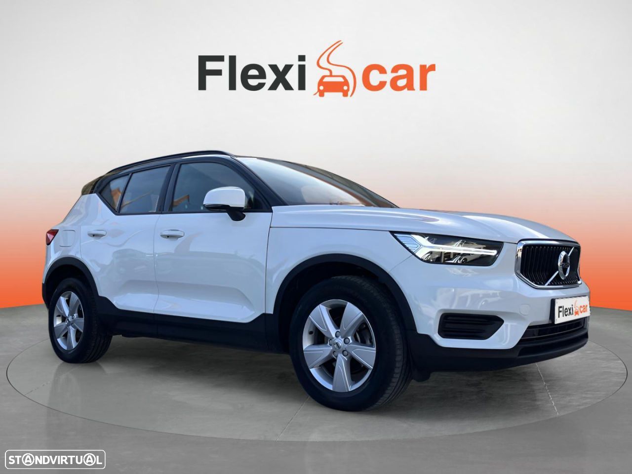 Volvo XC 40 2.0 D3 Momentum Geartronic - 1
