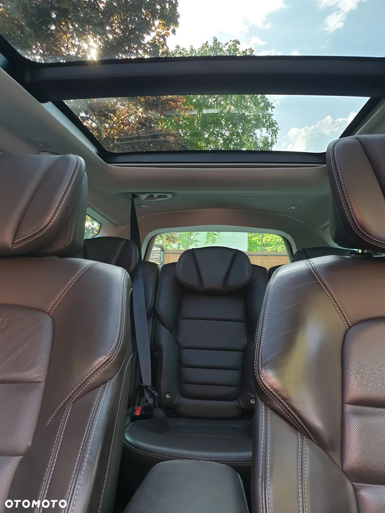 Renault Espace 1.6 dCi Energy Initiale Paris EDC 7os - 11