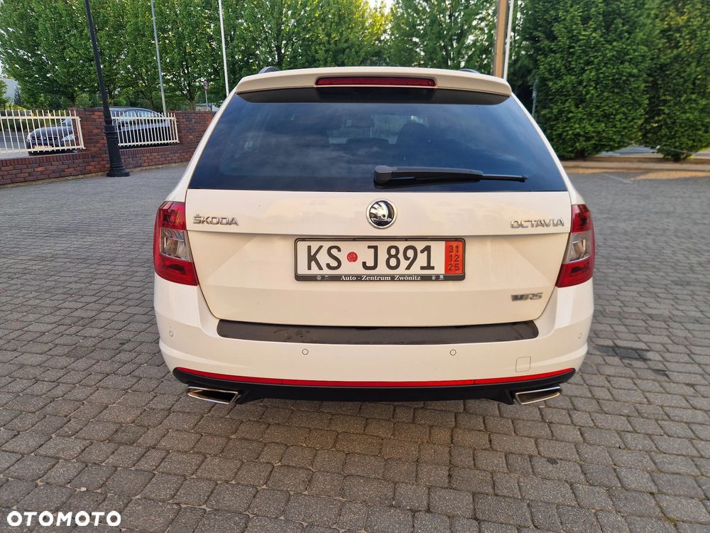 Skoda Octavia 2.0 TDI RS - 11