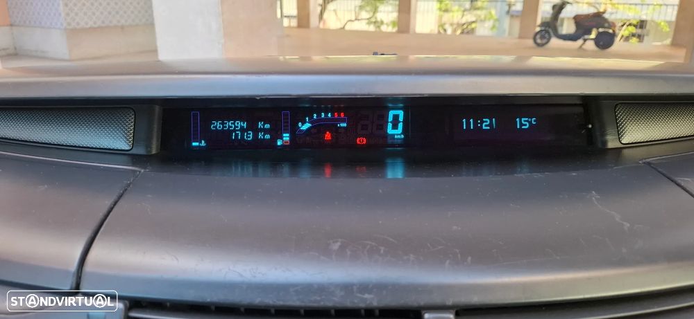 Renault Espace 1.9 dCi Privilege - 11