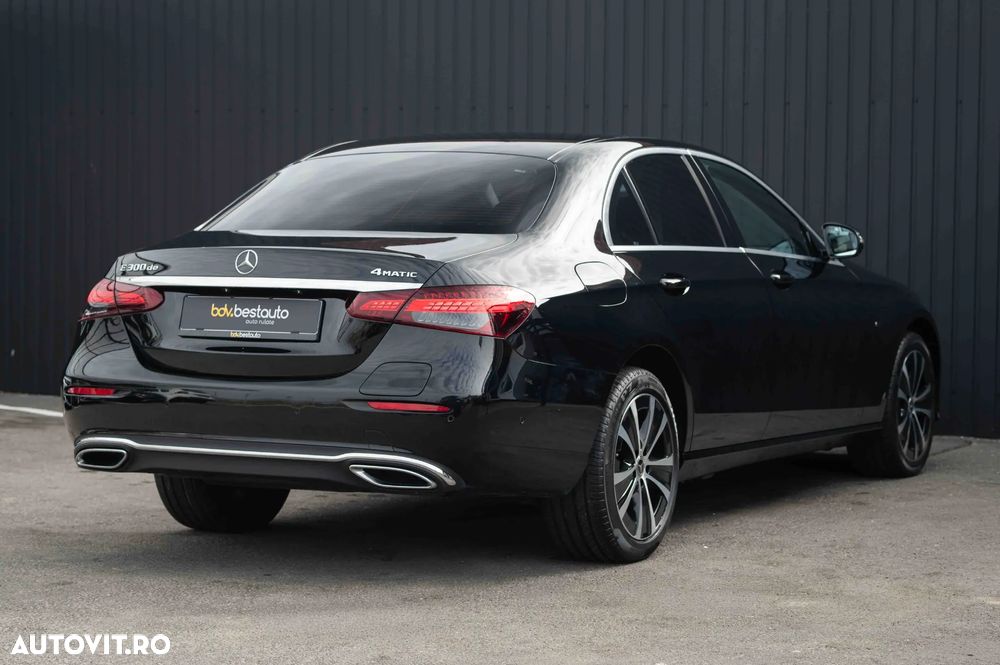 Mercedes-Benz E 300 de 4Matic 9G-TRONIC Avantgarde - 21