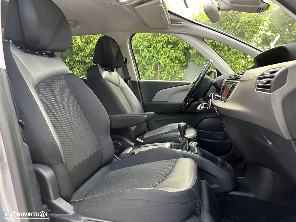 Citroën C4 Grand Picasso PureTech 130 Stop&Start SHINE - 22