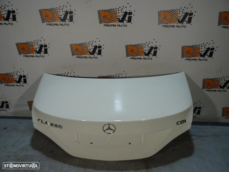 Tampa da Mala Mercedes-Benz CLA Coupé C117 - 1