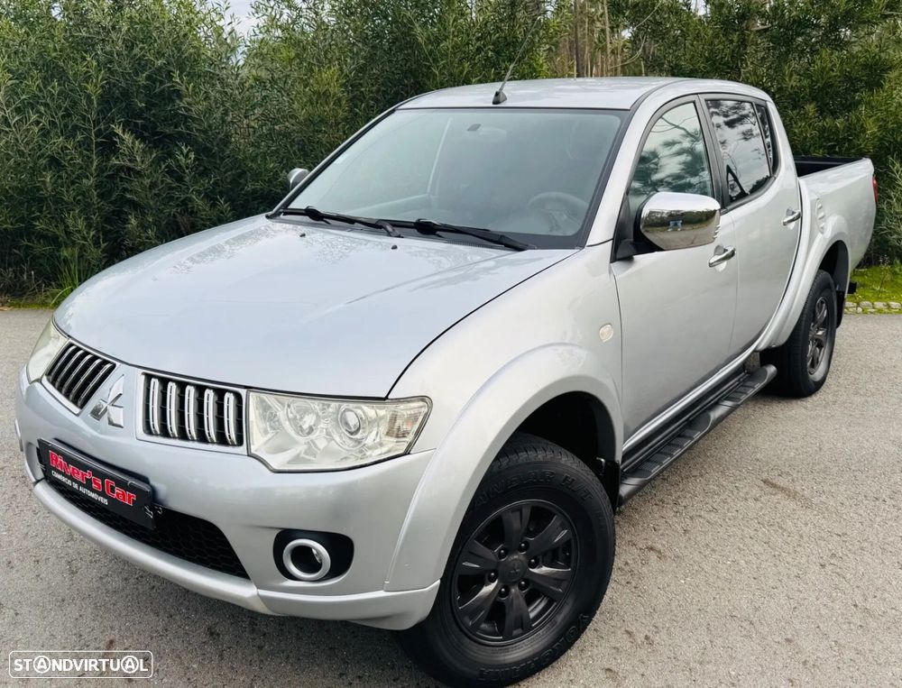 Mitsubishi L200 2.5 DI-D CD Invite AC CC 4WD - 2