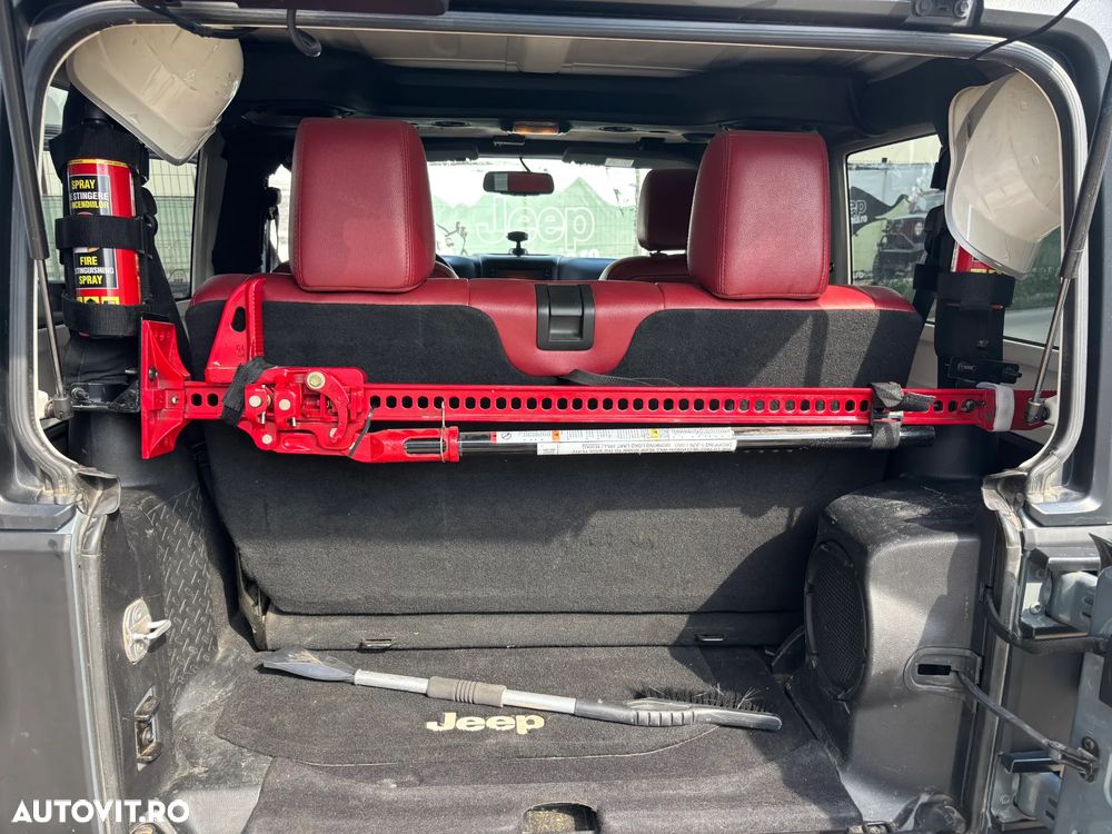 Jeep Wrangler 2.8 CRD AT Rubicon - 15