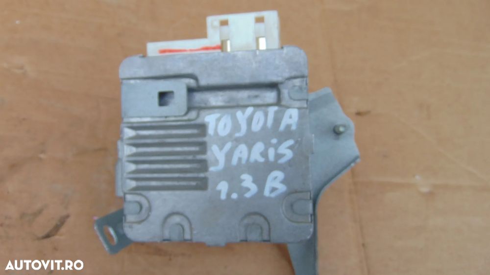 Calculator directie Toyota Yaris motor 1.3 benzina an 2005-2011 cod 89650-0D110 - 2