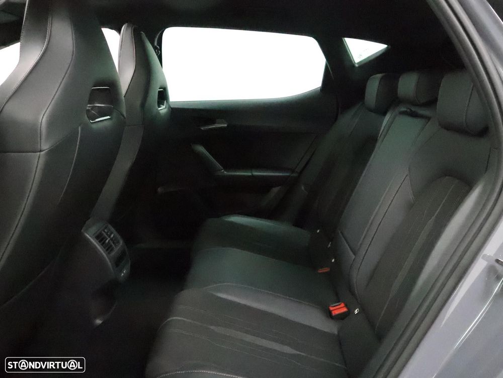 Cupra Leon 1.5 eTSI MID DSG - 5