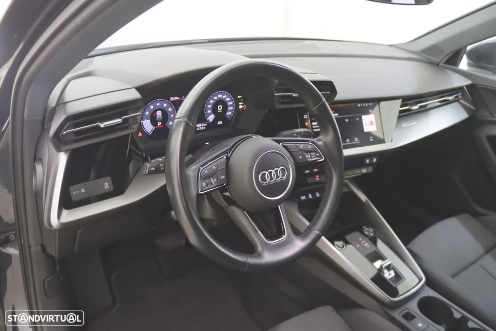 Audi A3 Sportback 30 TFSI S tronic - 4