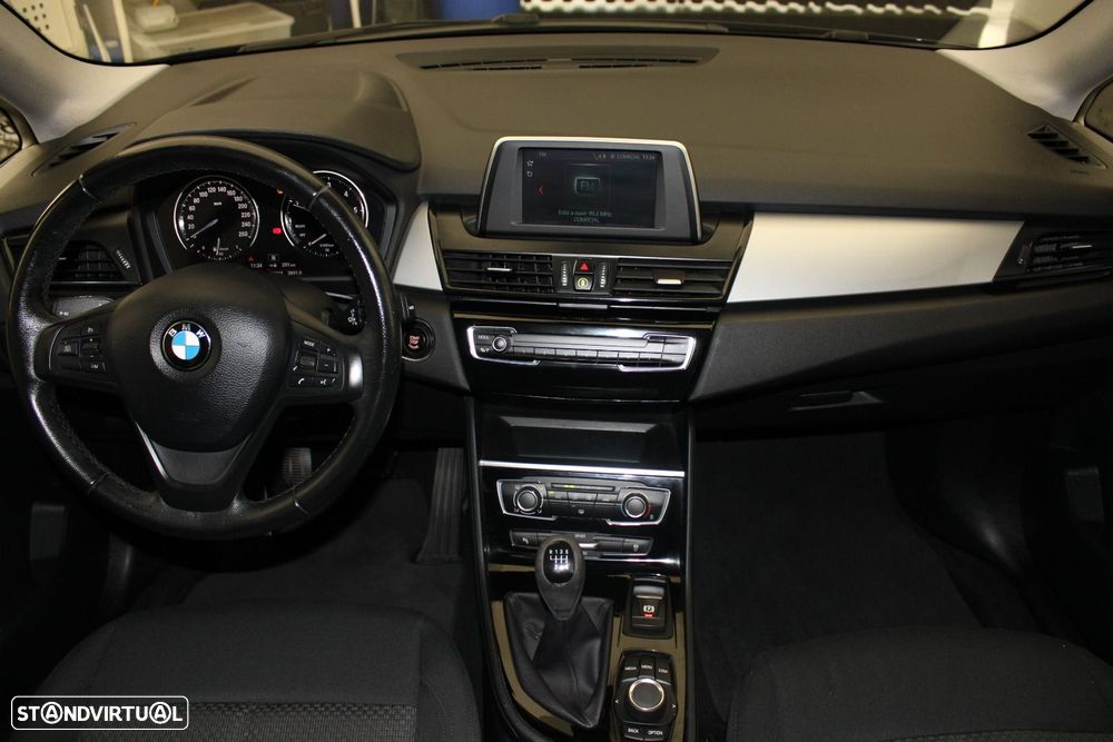 BMW 216 Active Tourer d Advantage - 9