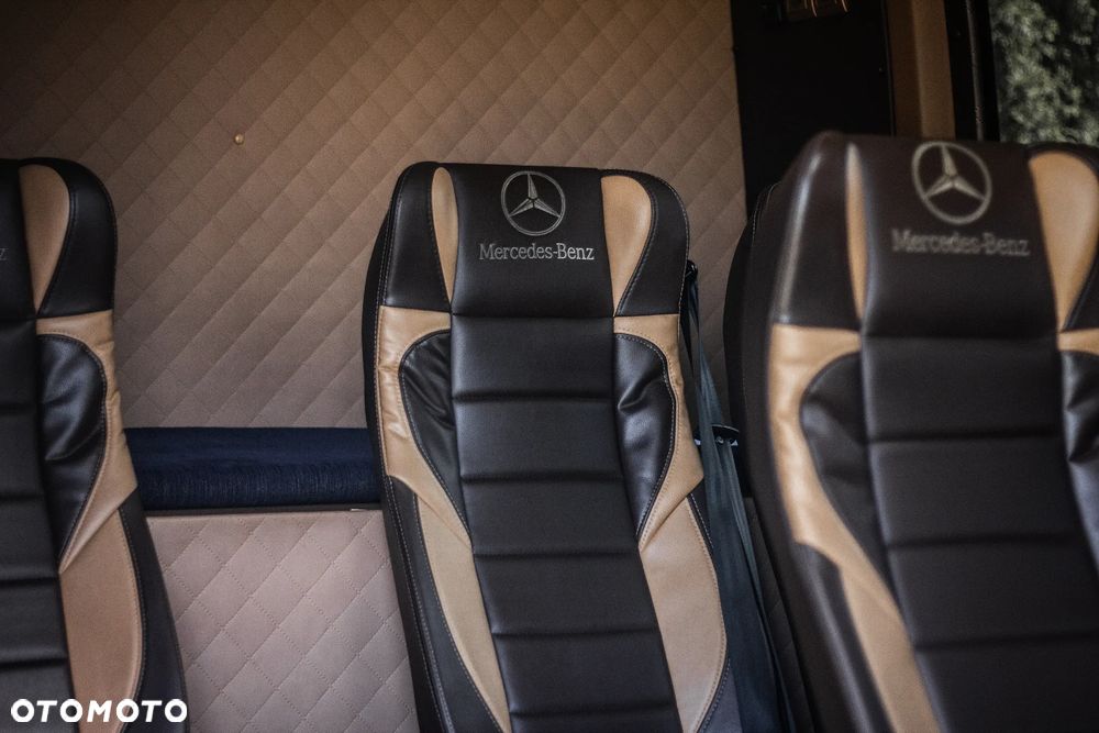 Mercedes-Benz Sprinter - 15