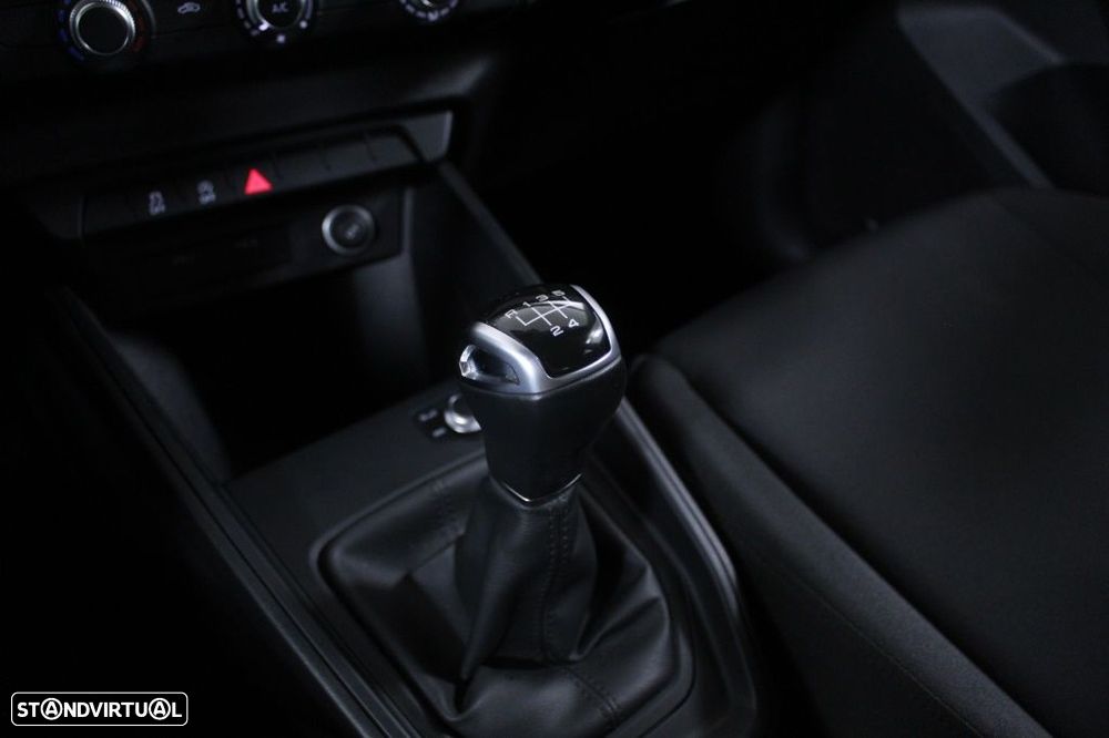 Audi A1 Sportback 25 TFSI Advanced - 32