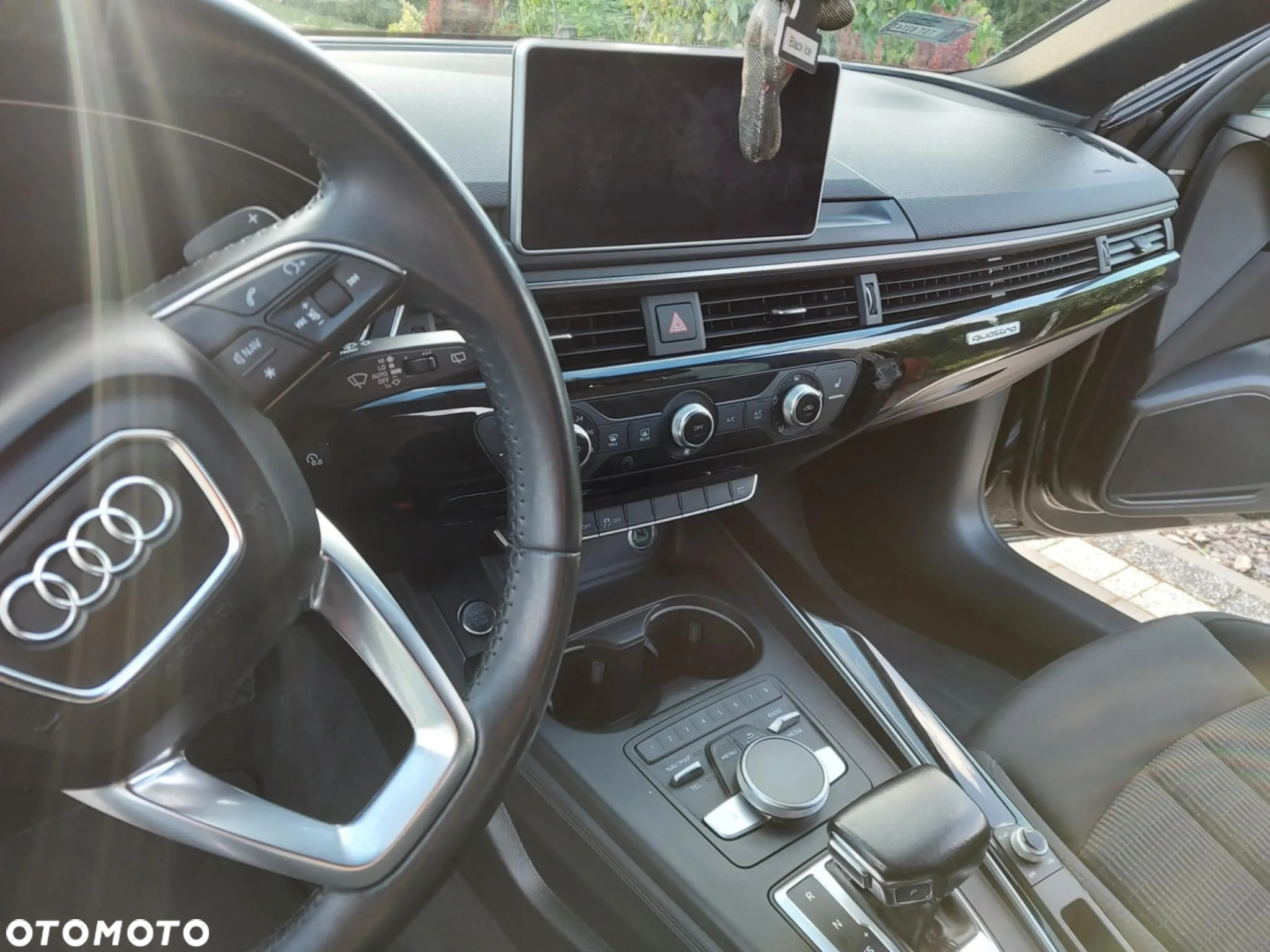 Audi A4 2.0 TDI Quattro Design S tronic - 12