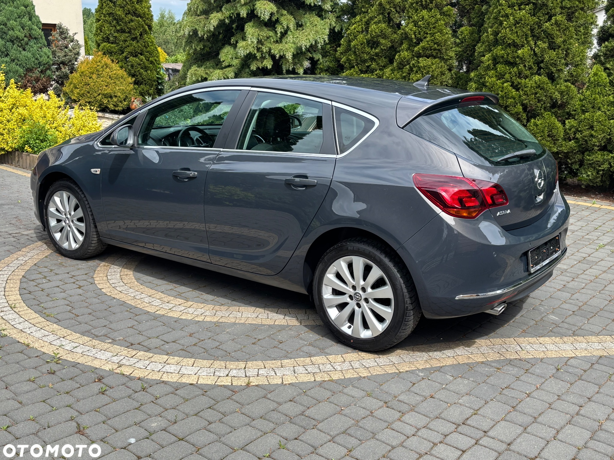 Opel Astra 1.4 Turbo Design Edition - 23