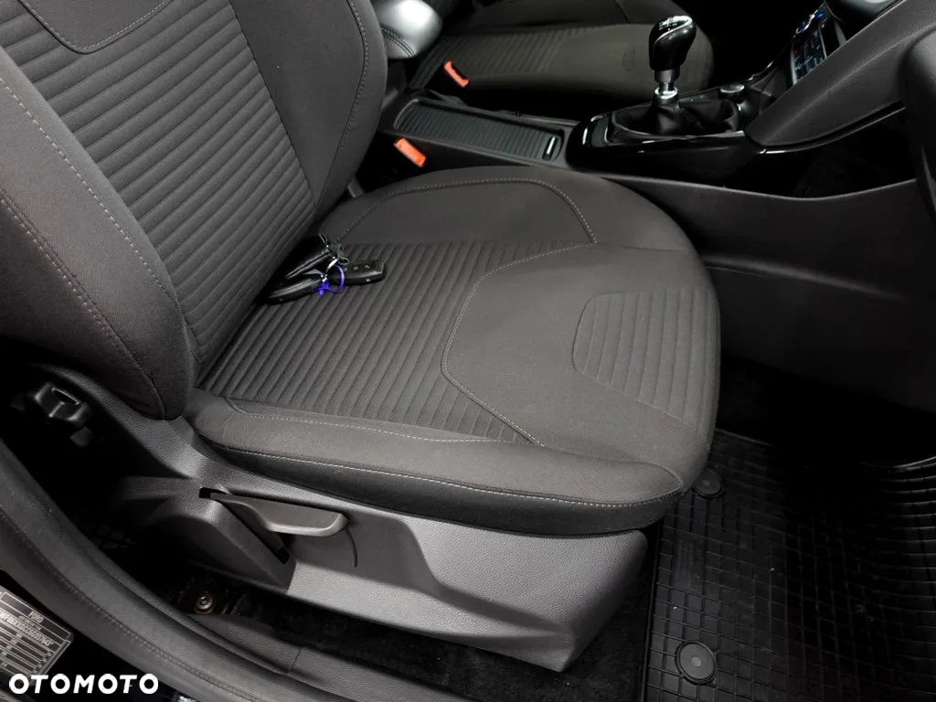 Ford Focus 1.5 EcoBoost Titanium - 13