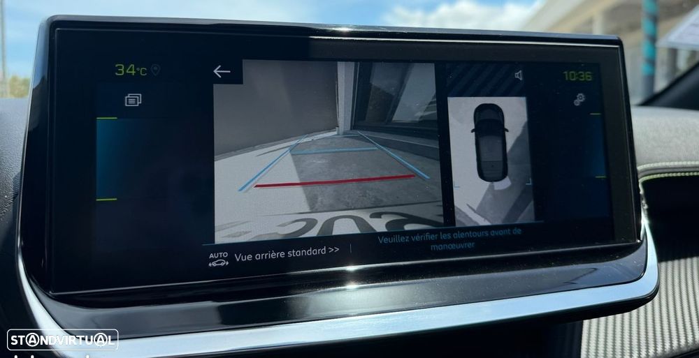 Peugeot e-208 GT - 9