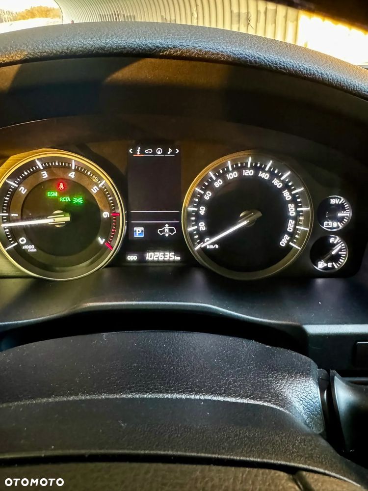 Toyota Land Cruiser LC 4.6 Prestige - 9