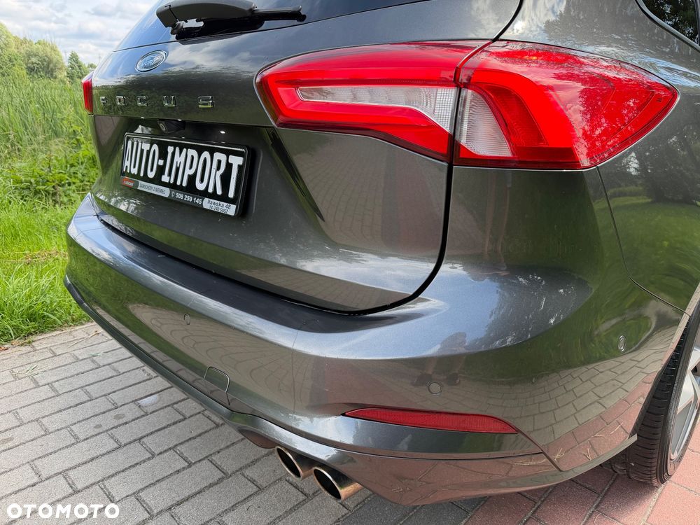 Ford Focus 1.5 EcoBlue Start-Stopp-System ST-LINE - 28