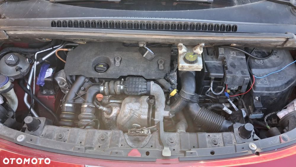 Peugeot 3008 1.6 HDi Trendy - 13