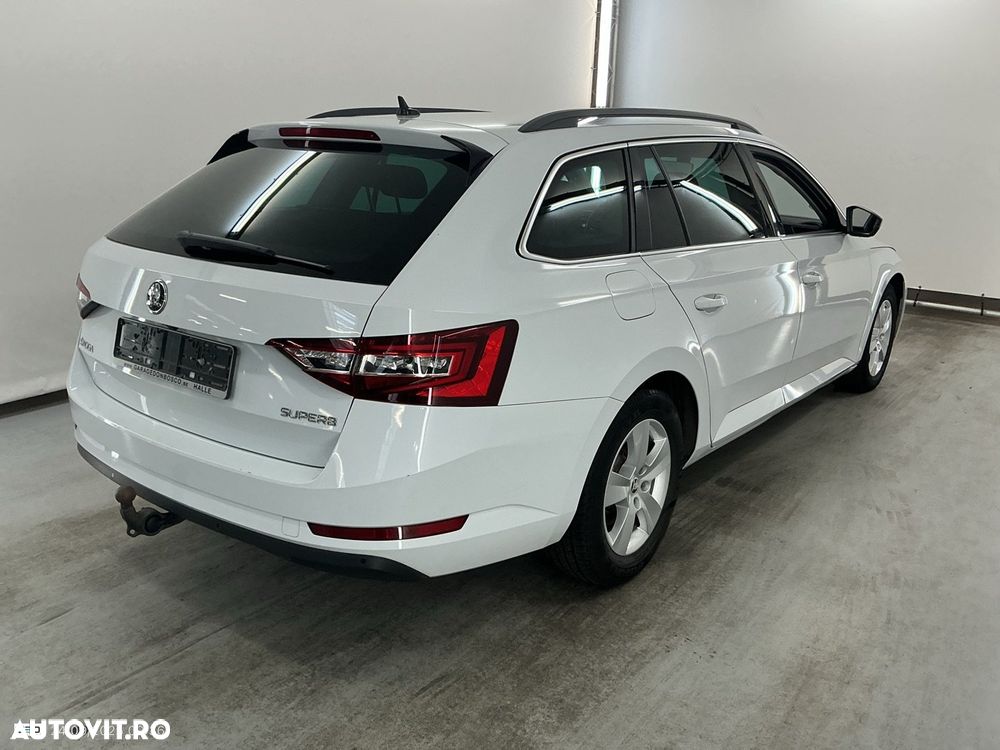 SKODA Superb 2019 — imagine 5