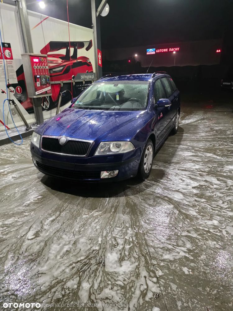 Skoda Octavia 2.0 TDI Elegance DSG - 1