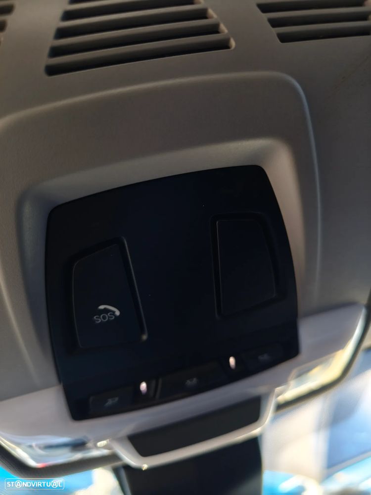 BMW 218 Active Tourer d Sport Line - 32