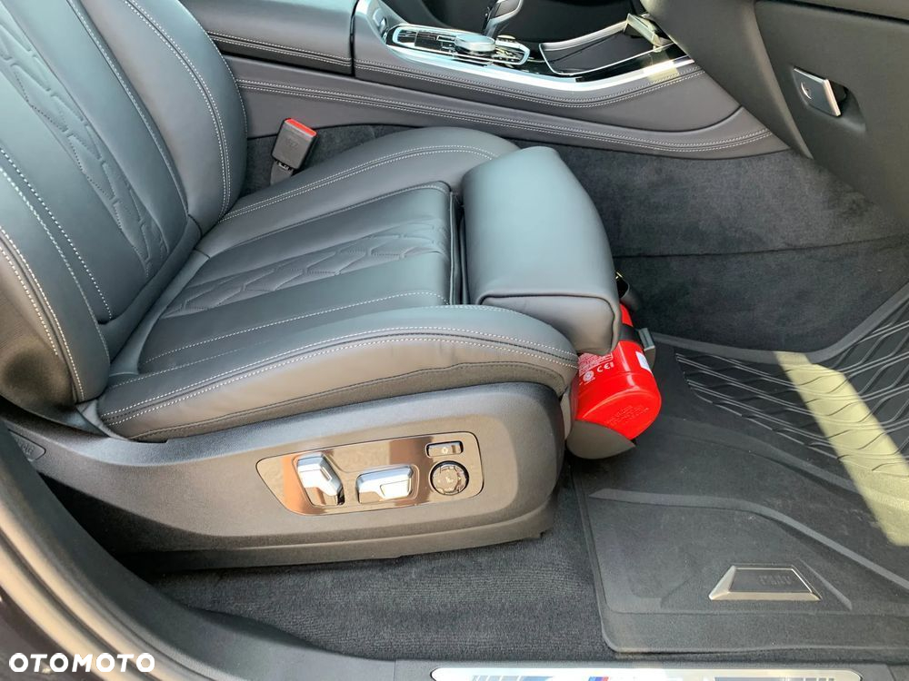 BMW X5 M M50d - 26