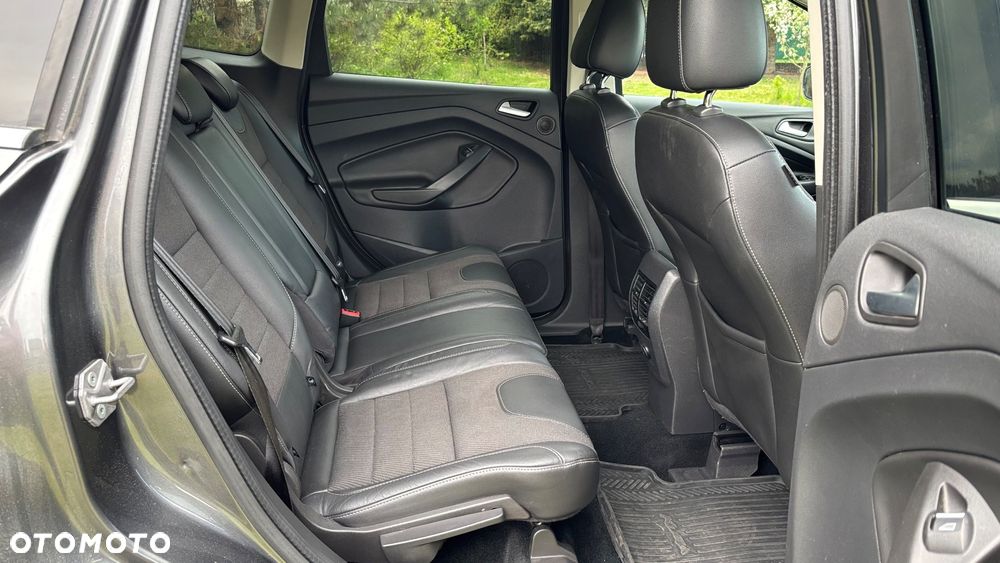 Ford Kuga 2.0 TDCi 4x2 Titanium - 16