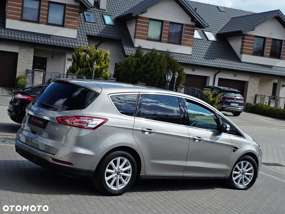 Ford S-Max 2.0 TDCi Titanium PowerShift - 41