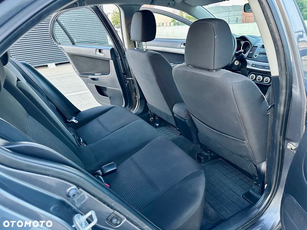 Mitsubishi Lancer 1.8 Instyle - 13