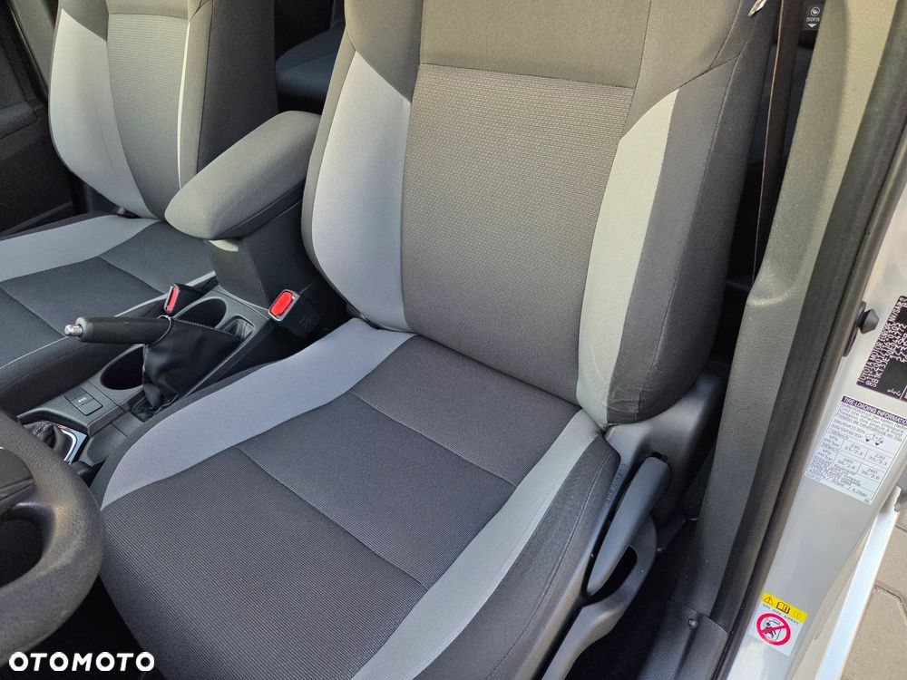 Toyota Auris - 16