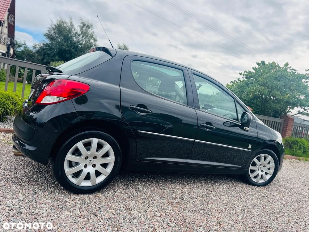 Peugeot 207 1.6 Premium - 28