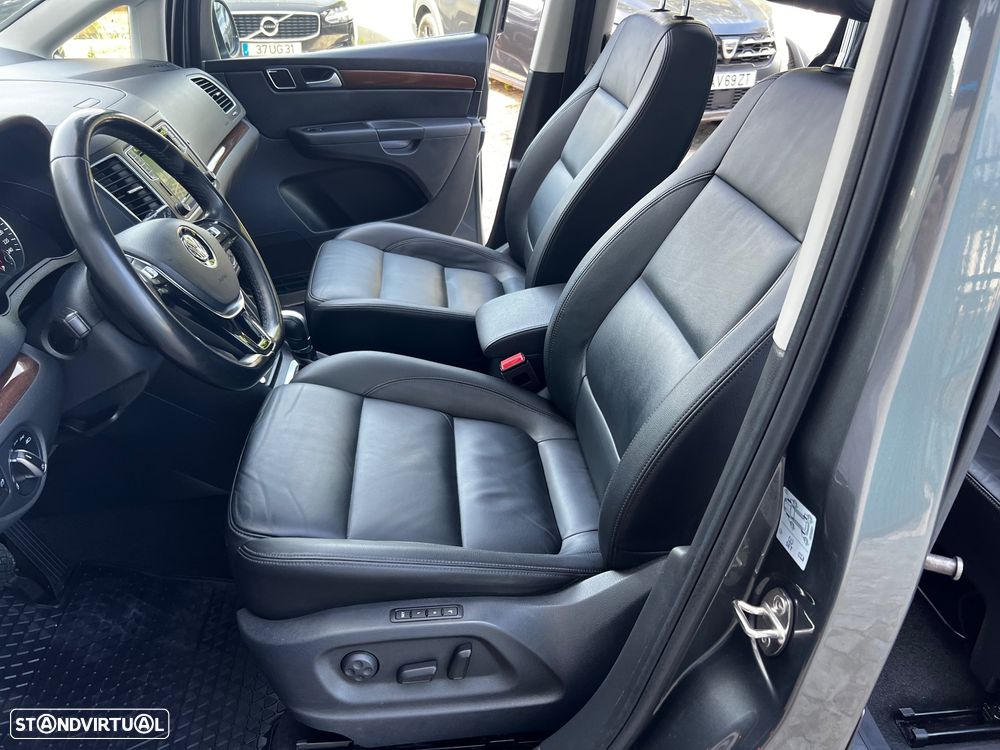 VW Sharan 2.0 TDI Blue Highline DSG - 17