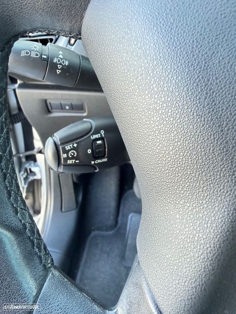 Citroën C3 1.2 PureTech Attraction - 12