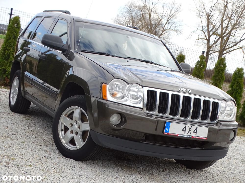 Jeep Grand Cherokee - 26