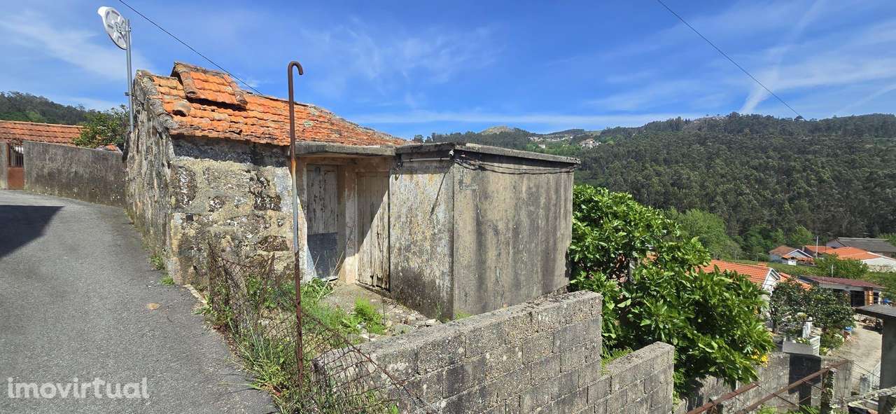 Duas moradias para reabilitar no lugar de Laurentim, Sande - Grande imagem: 4/14