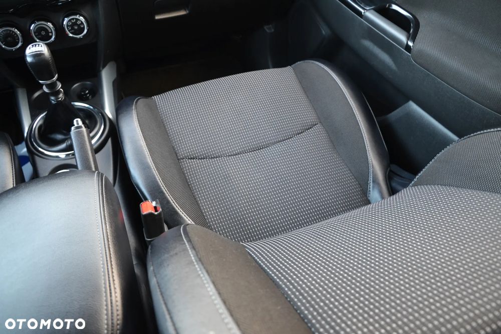 Peugeot 4008 - 32