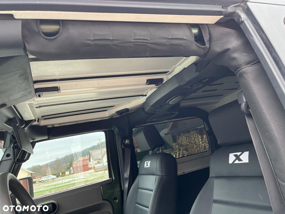 Jeep Wrangler - 25