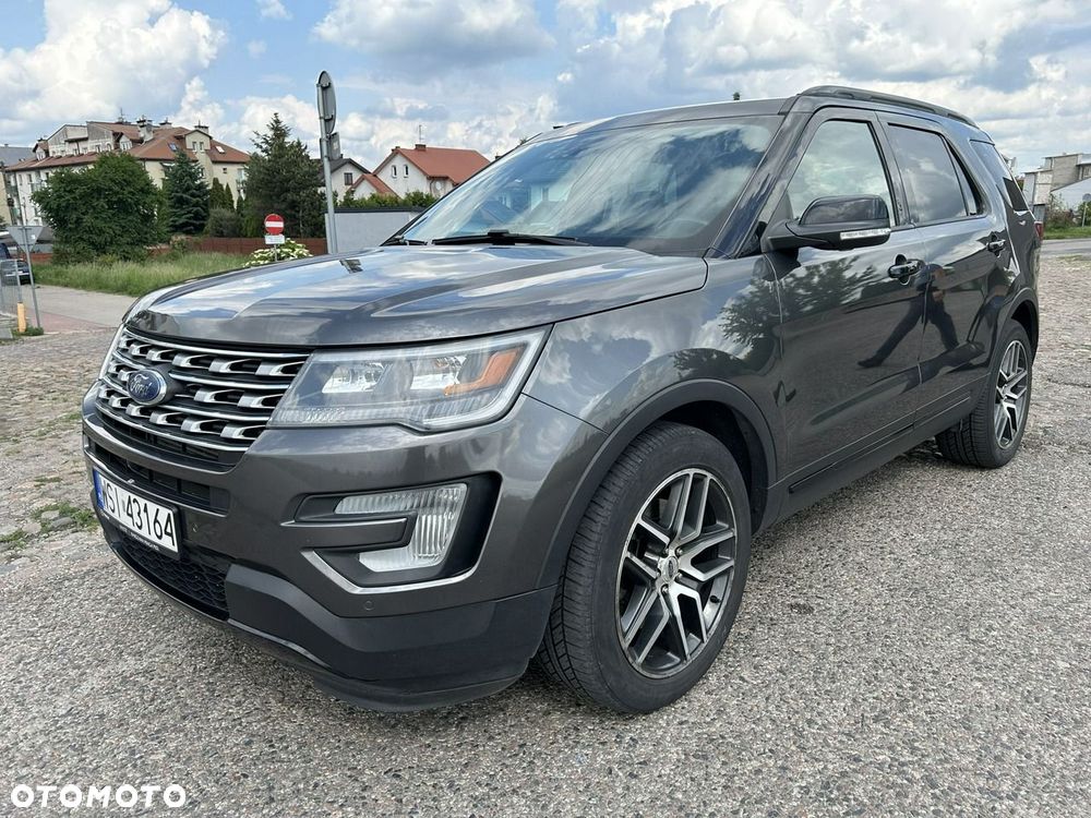 Ford Explorer - 7