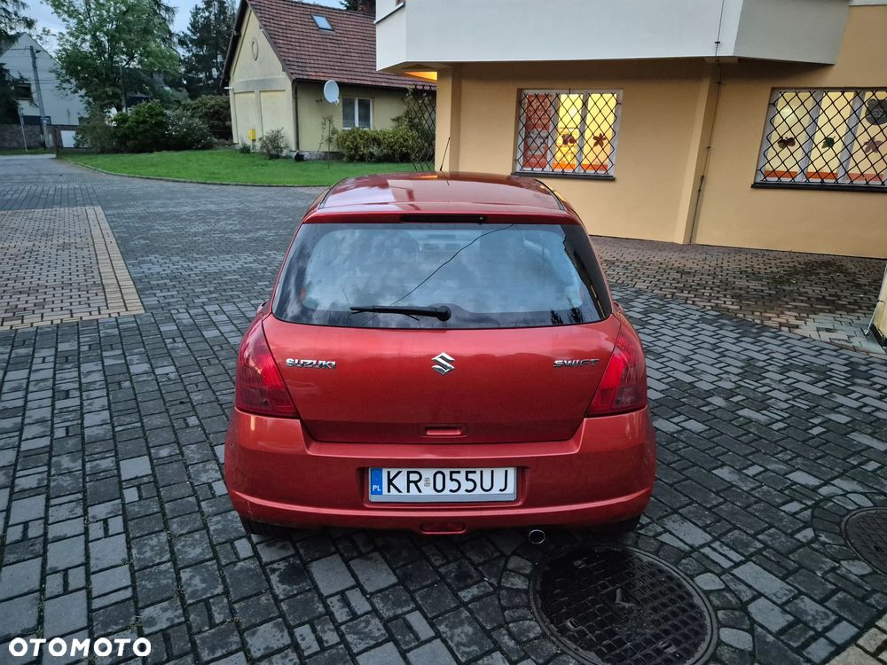 Suzuki Swift - 6