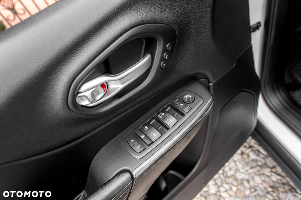 Jeep Cherokee 2.2 Multijet Active Drive II Automatik 75th Anniversary - 22