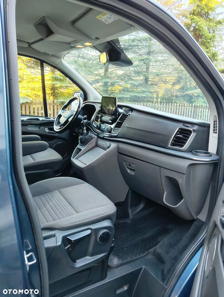 Ford Tourneo Custom - 7