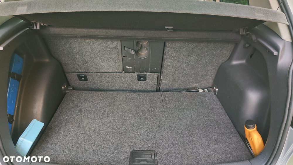 Volkswagen Golf 1.9 TDI Edition - 12