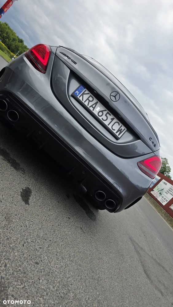 Mercedes-Benz Klasa C AMG 43 4Matic 9G-TRONIC - 11
