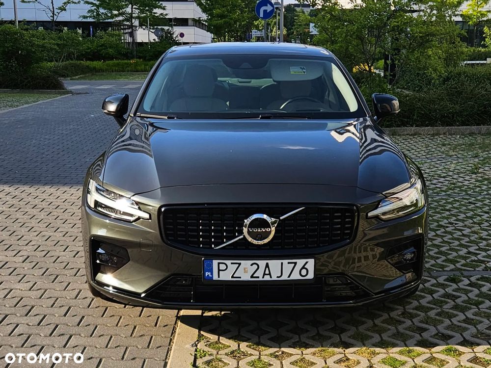 Volvo S60 T5 AWD R-Design - 2