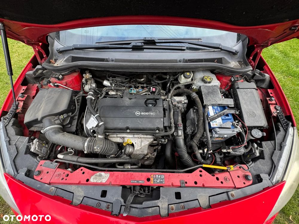 Opel Astra 1.6 Turbo Innovation - 10