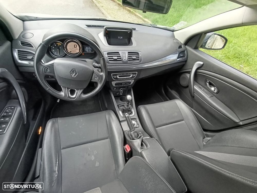 Renault Mégane Sport Tourer 1.5 Blue dCi Limited J17 - 17