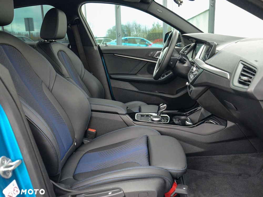 BMW Seria 2 218i M Sport - 28